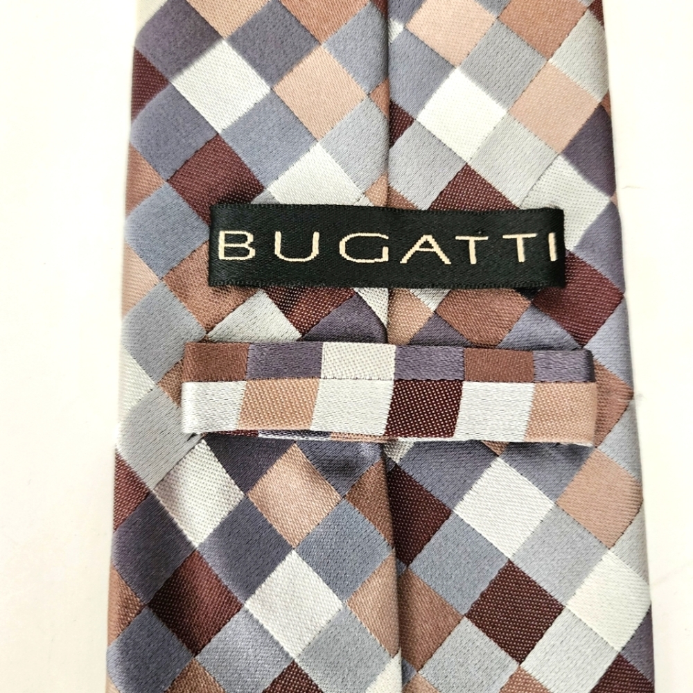 Bugatti Diamond Pattern Tie - Picture 3 of 6